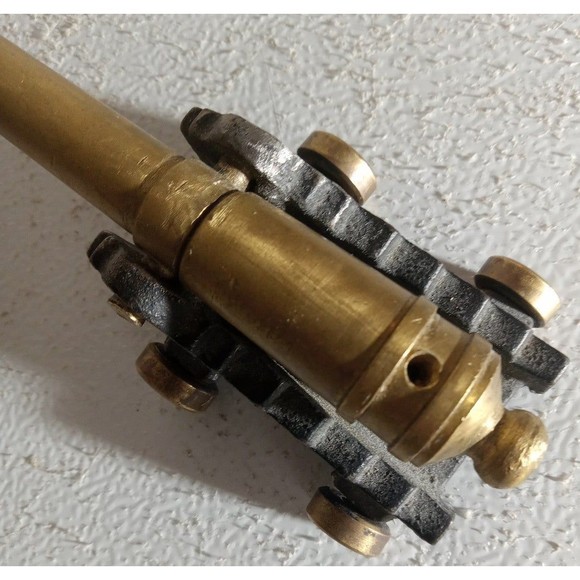 Antique Desktop Cannon 1/4 Model (MFCO) - Picture 9 of 12